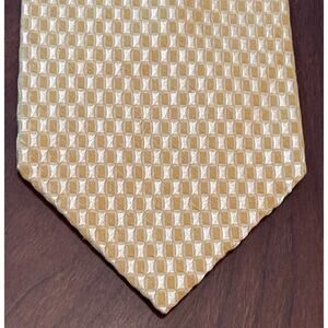 Vintage Bergamo New York Gold Hand Made 100% Silk Men’s Neck Tie Made In Korea